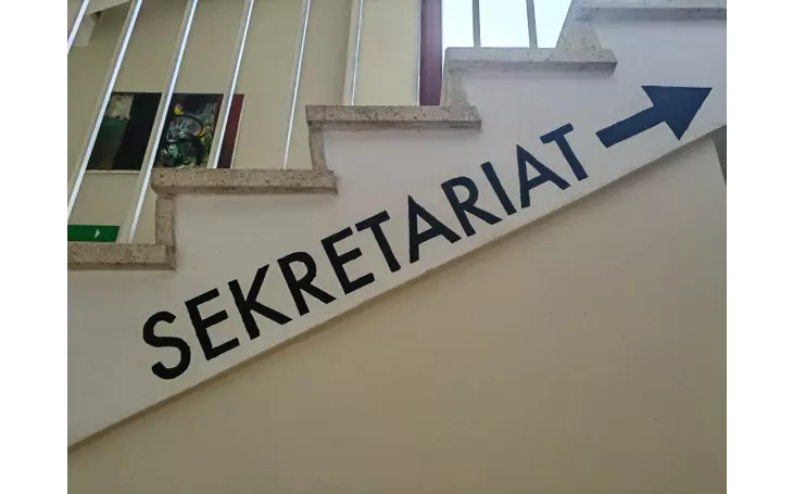 Sekretariat-Kachel