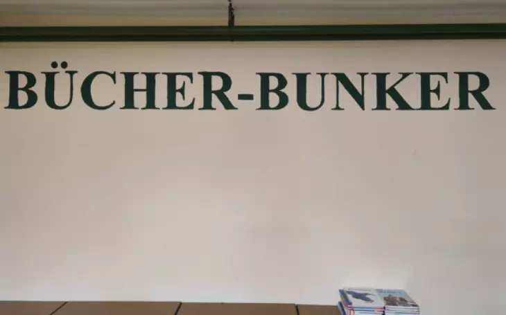 Bücherbunker-Kachel